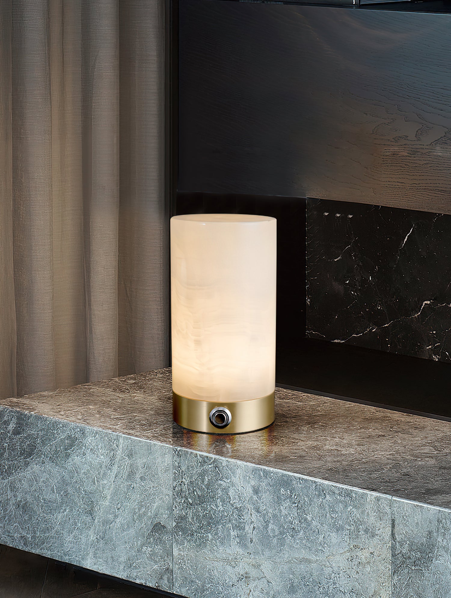 Totem Alabaster Table Lamp