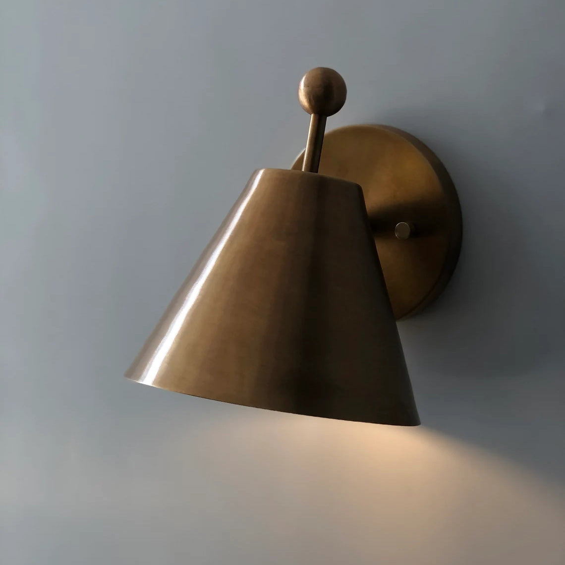 Traatten Wall Lamp
