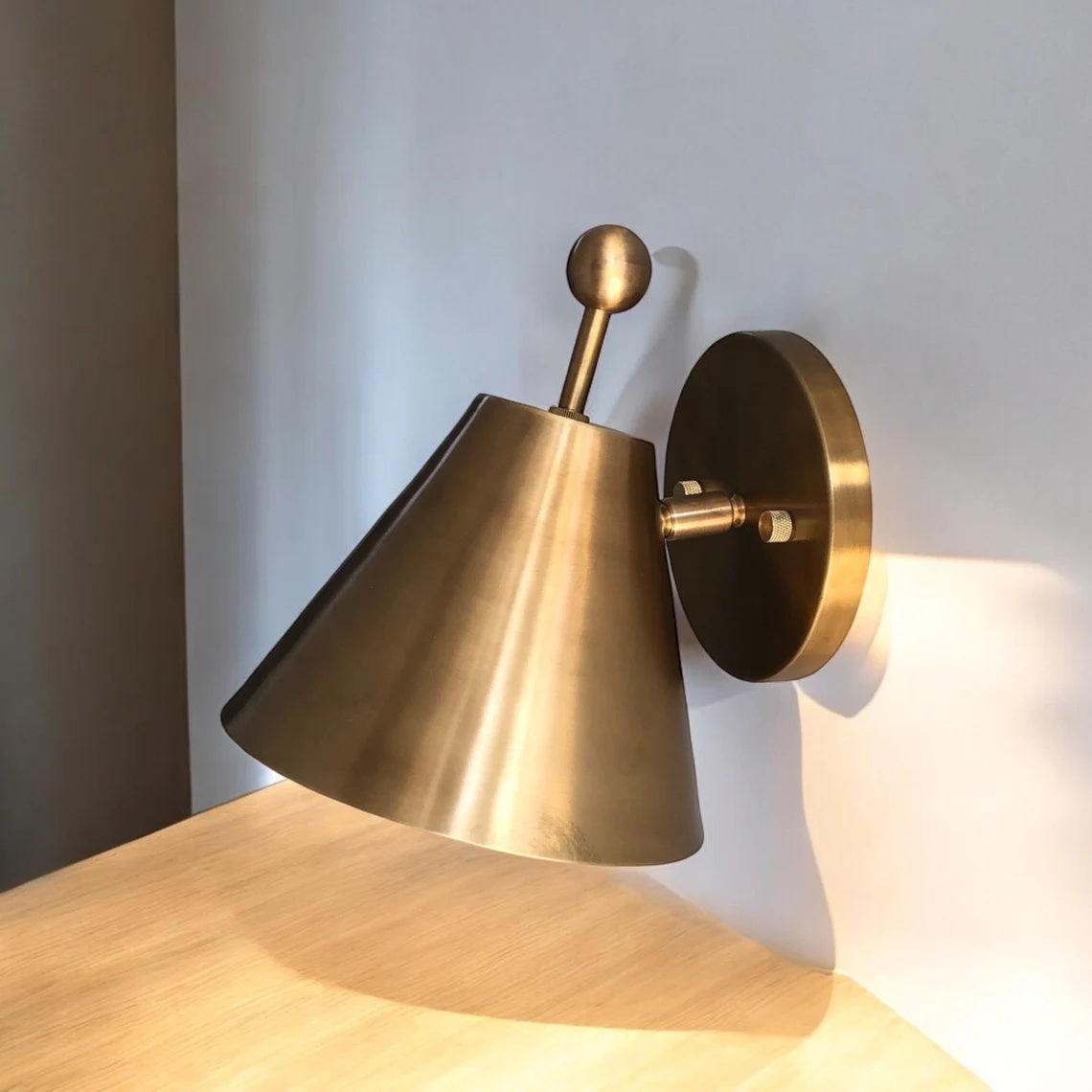 Traatten Wall Lamp