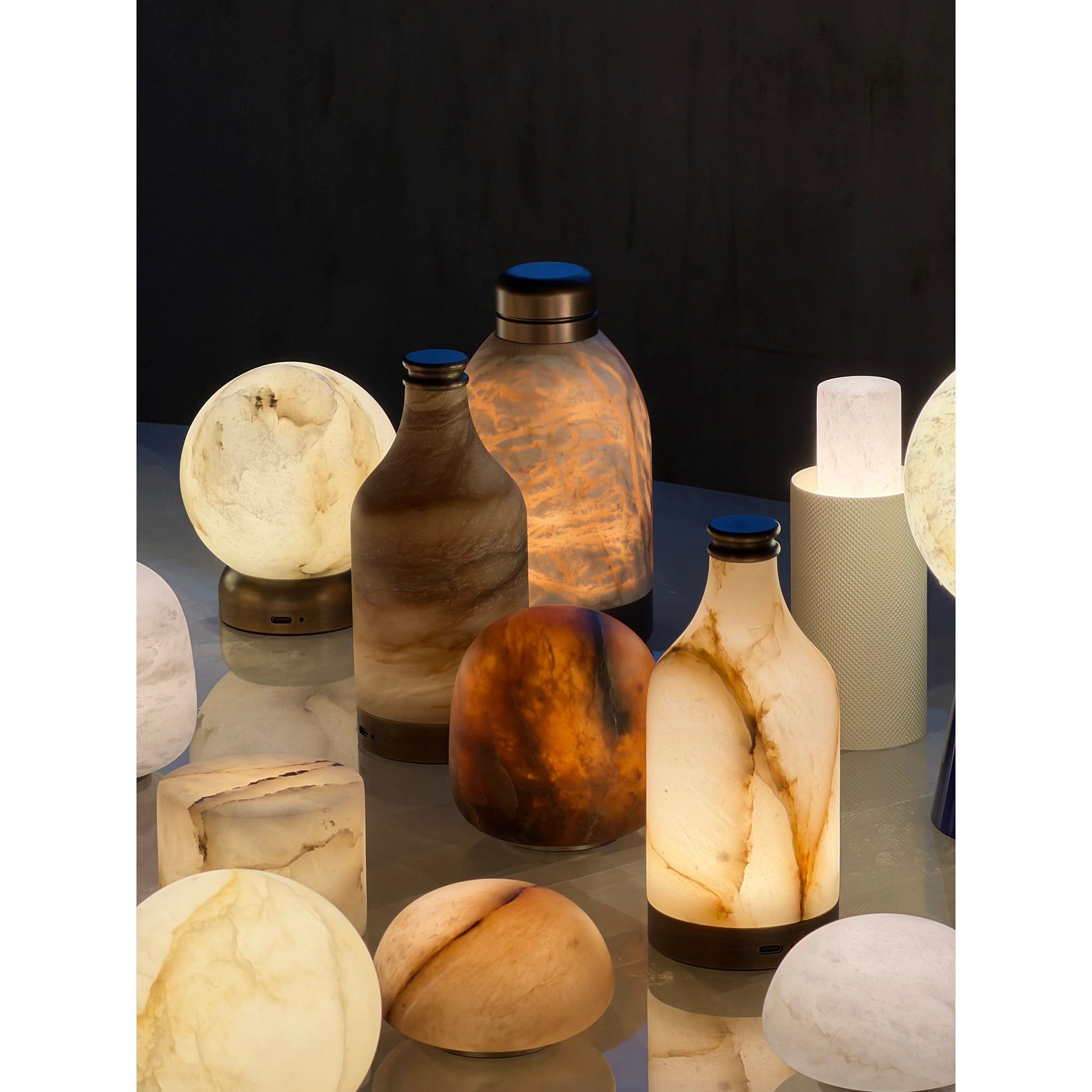 Trevi Table Lamp (Built-in Battery)