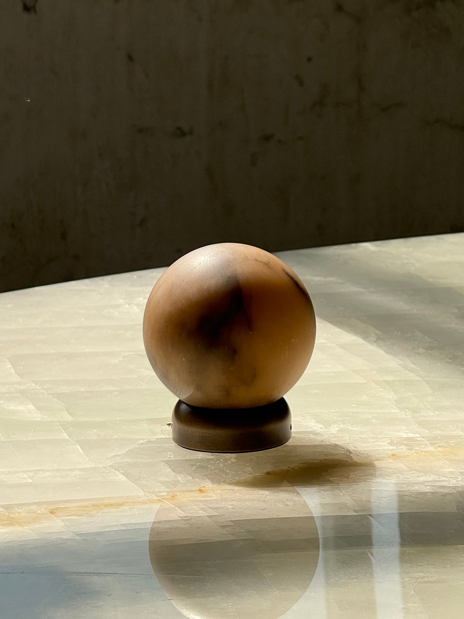 Trevi Table Lamp (Built-in Battery)