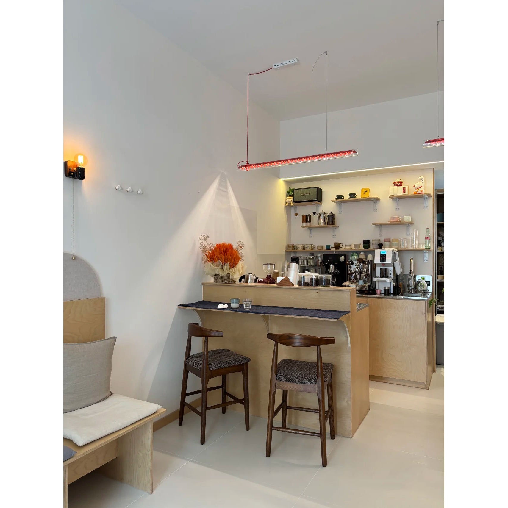 Tubular Linear LED Pendant Lamp