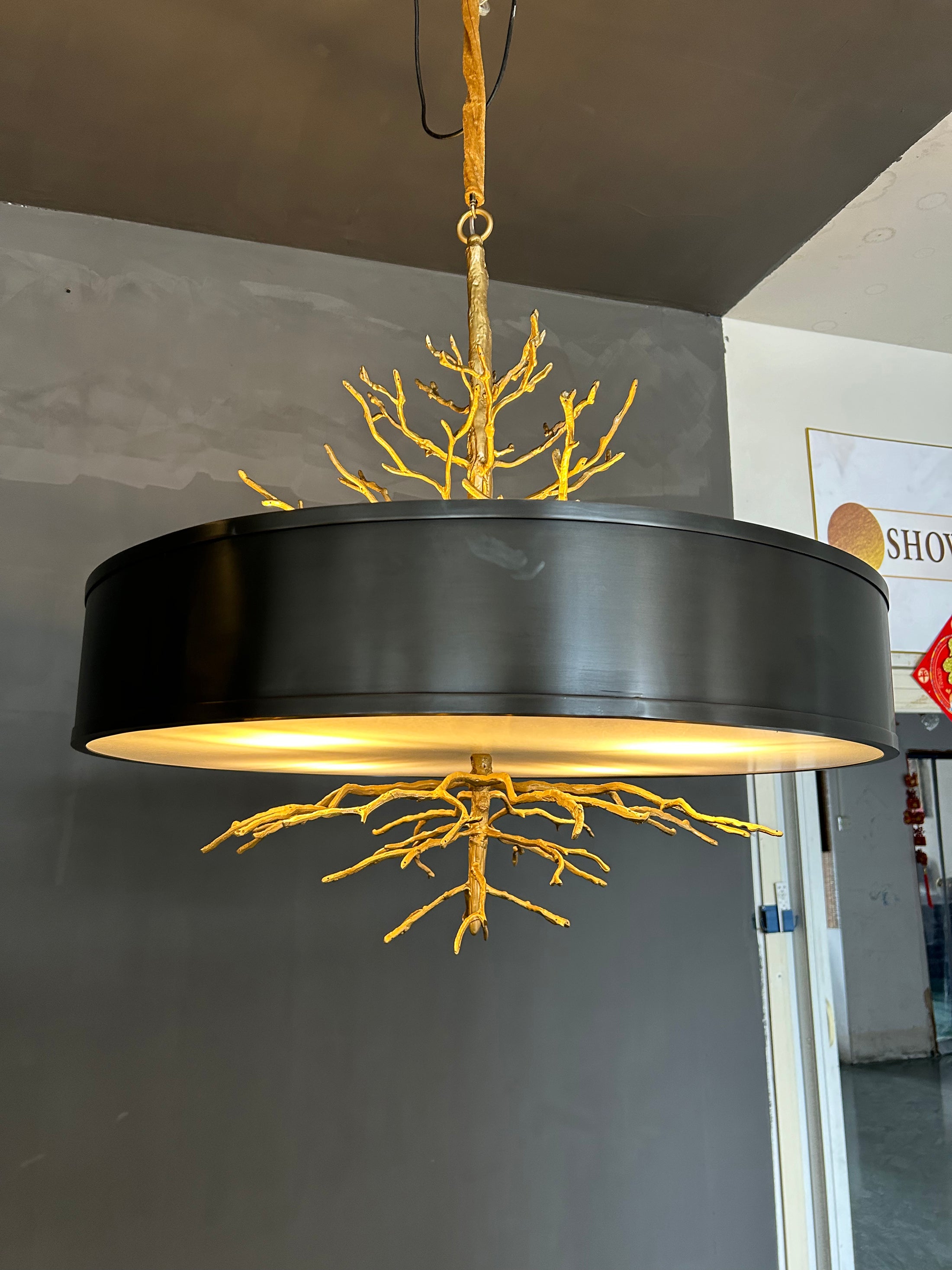 Люстра из латуни Twig