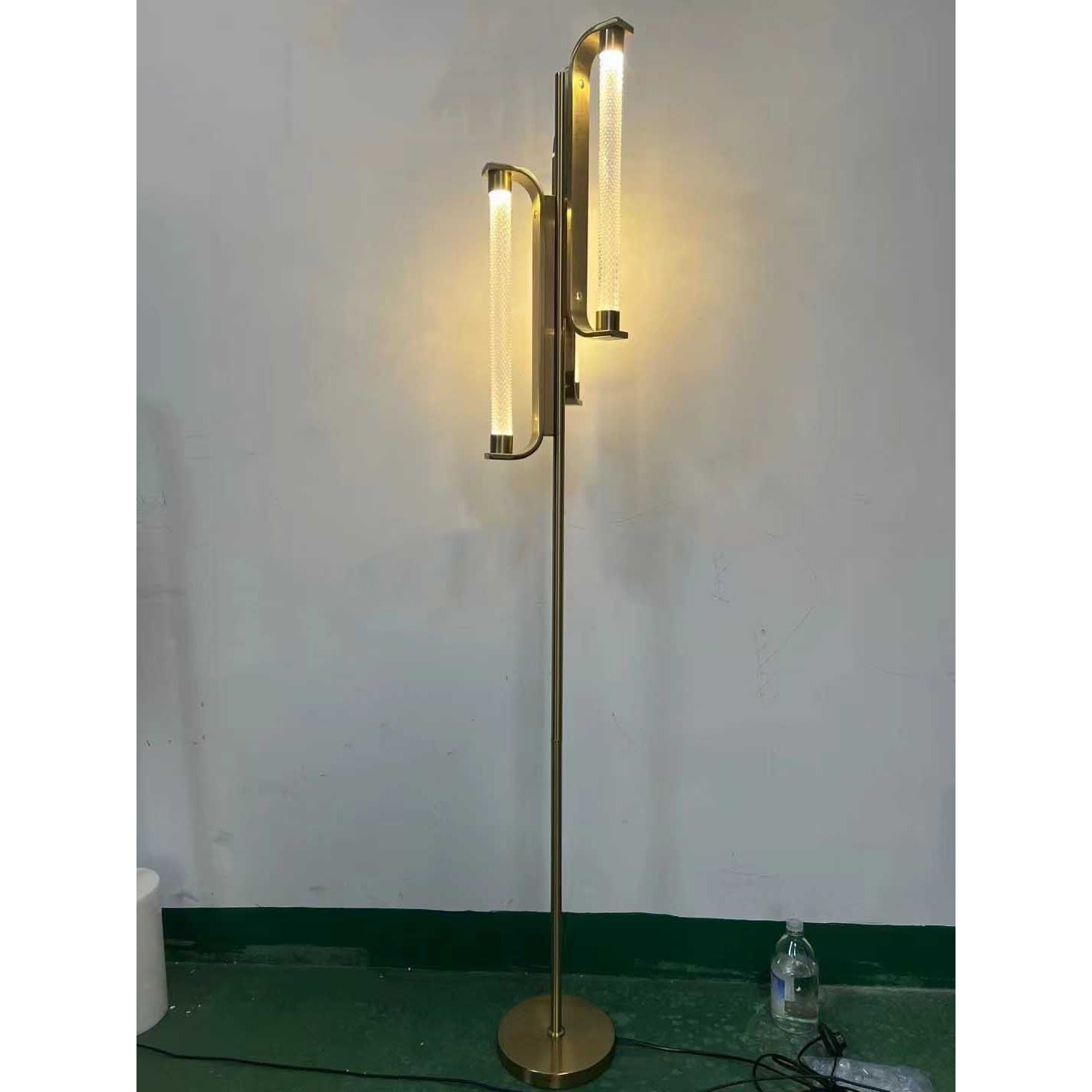 Tycho Floor Lamp