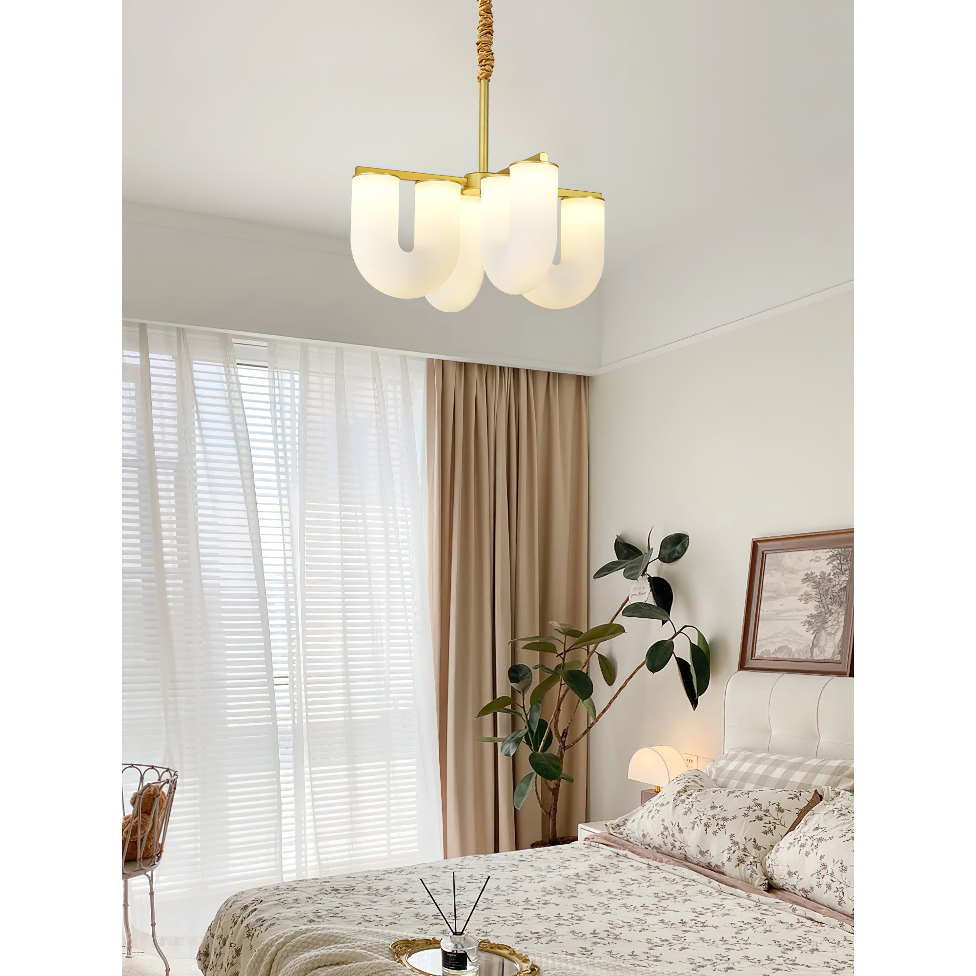 Lustre en forme de U