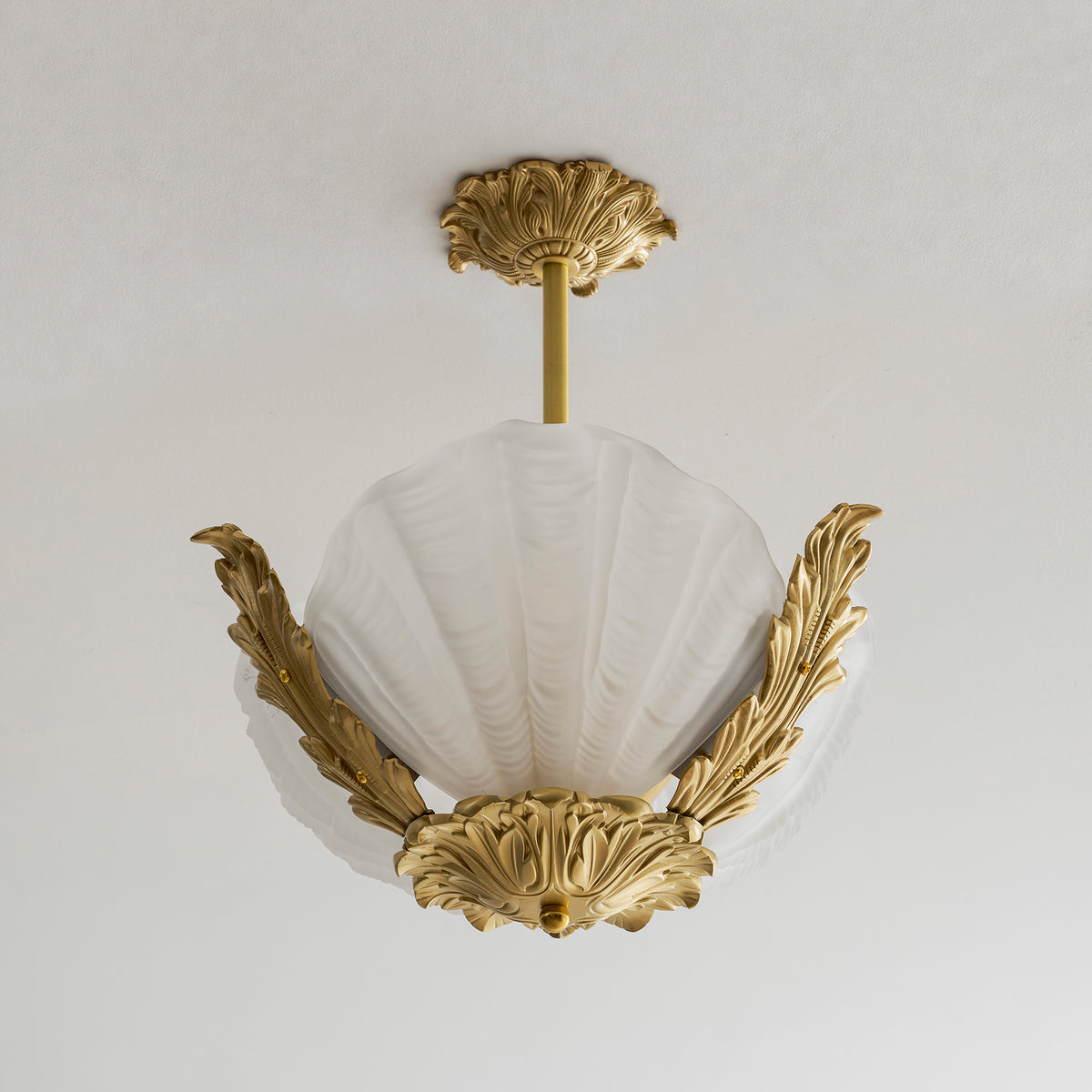 Luminaire plafond Velmira Shell