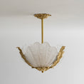 Charger l'image dans la visionneuse de la galerie, Luminaire plafond Velmira Shell
