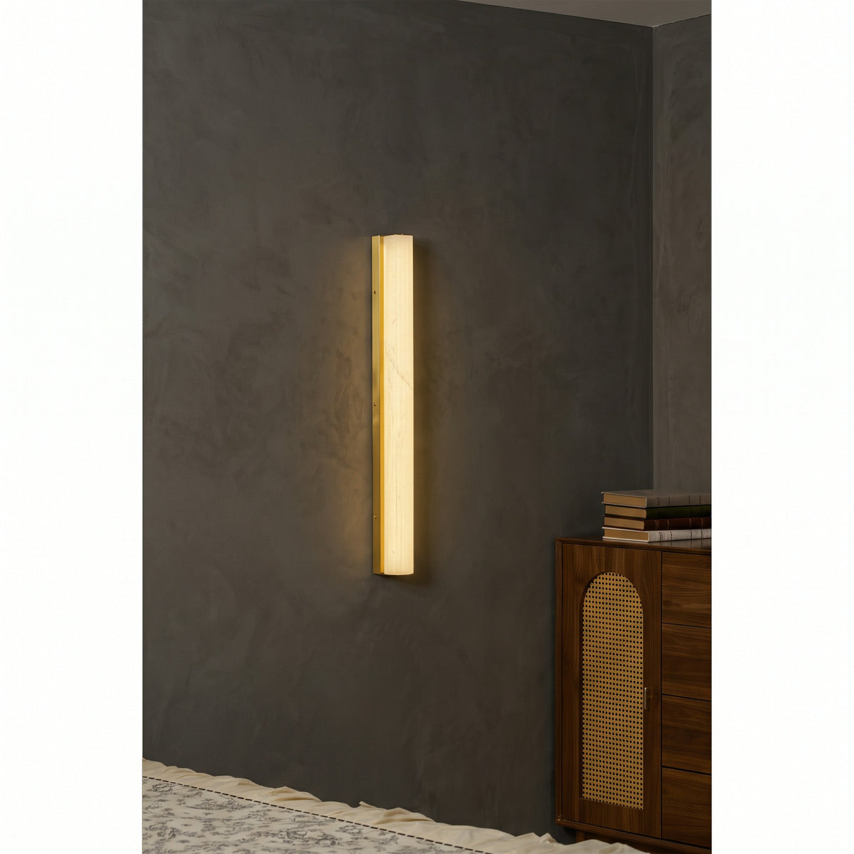 Vertical Alabaster Roller Wandlamp