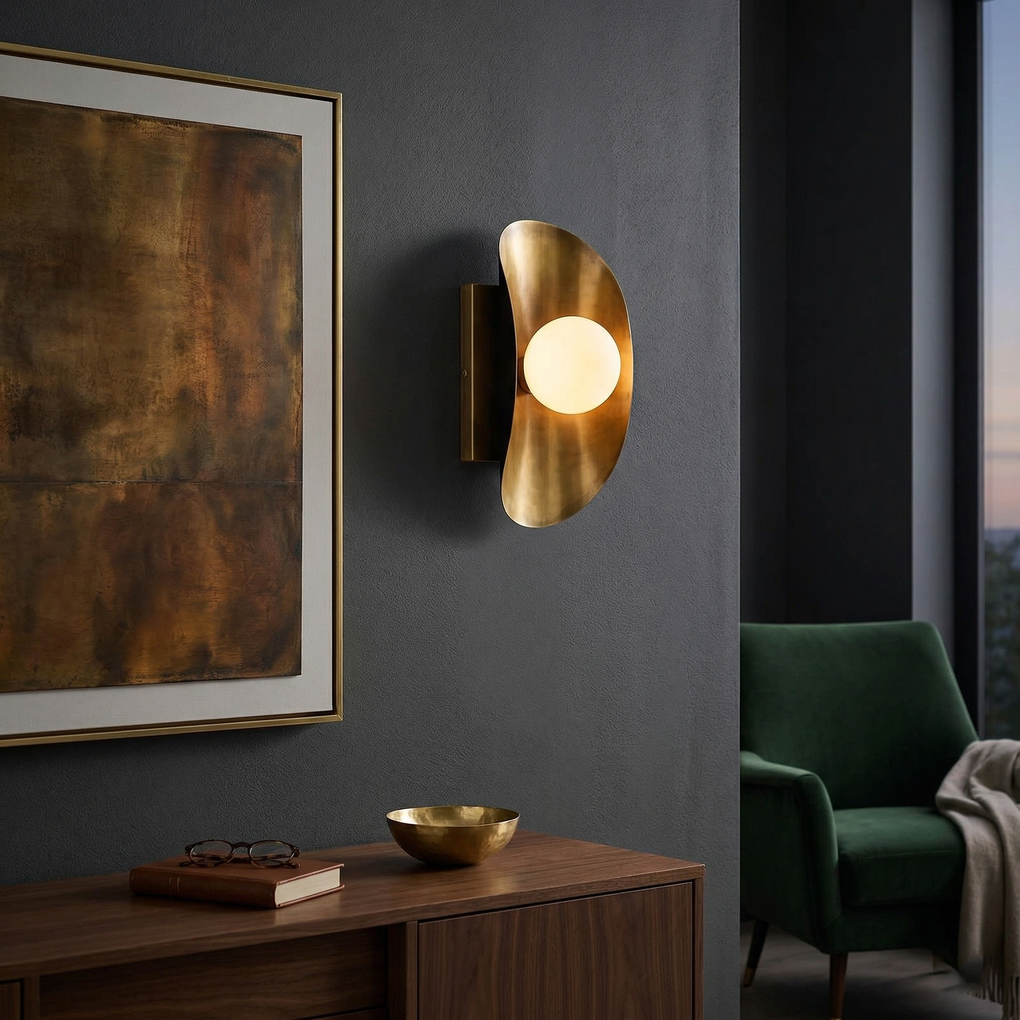 Hopper Wall Lamp