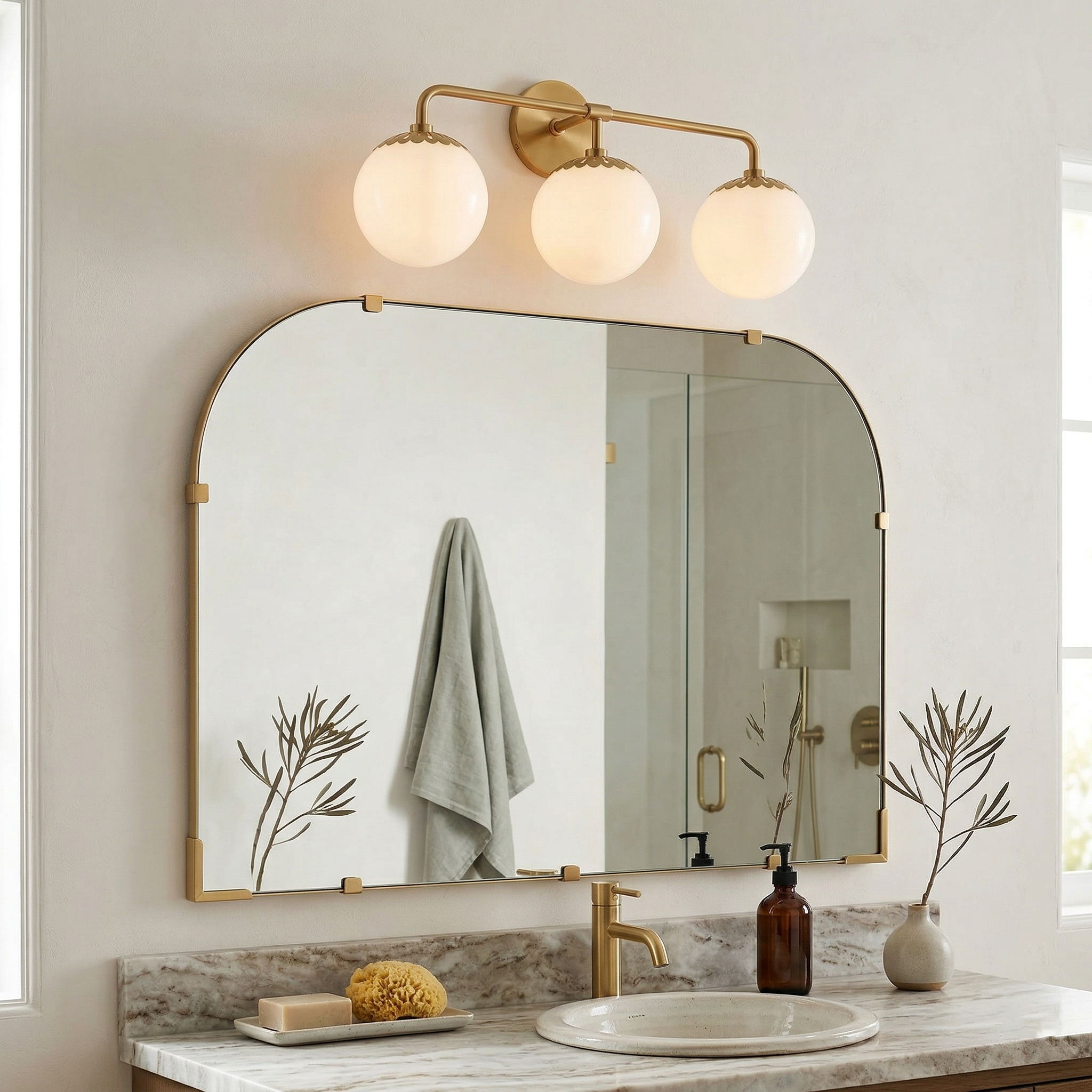 Dewdrop Globe Sconce