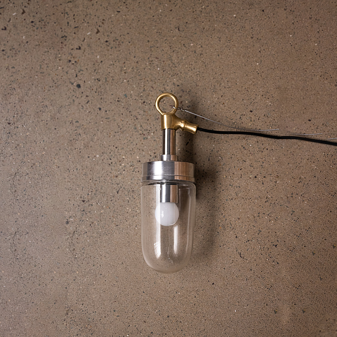 Well Glass Pendant Lamp