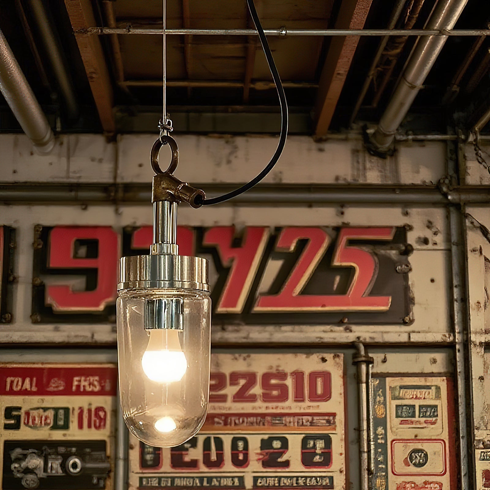 Well Glass Pendant Lamp