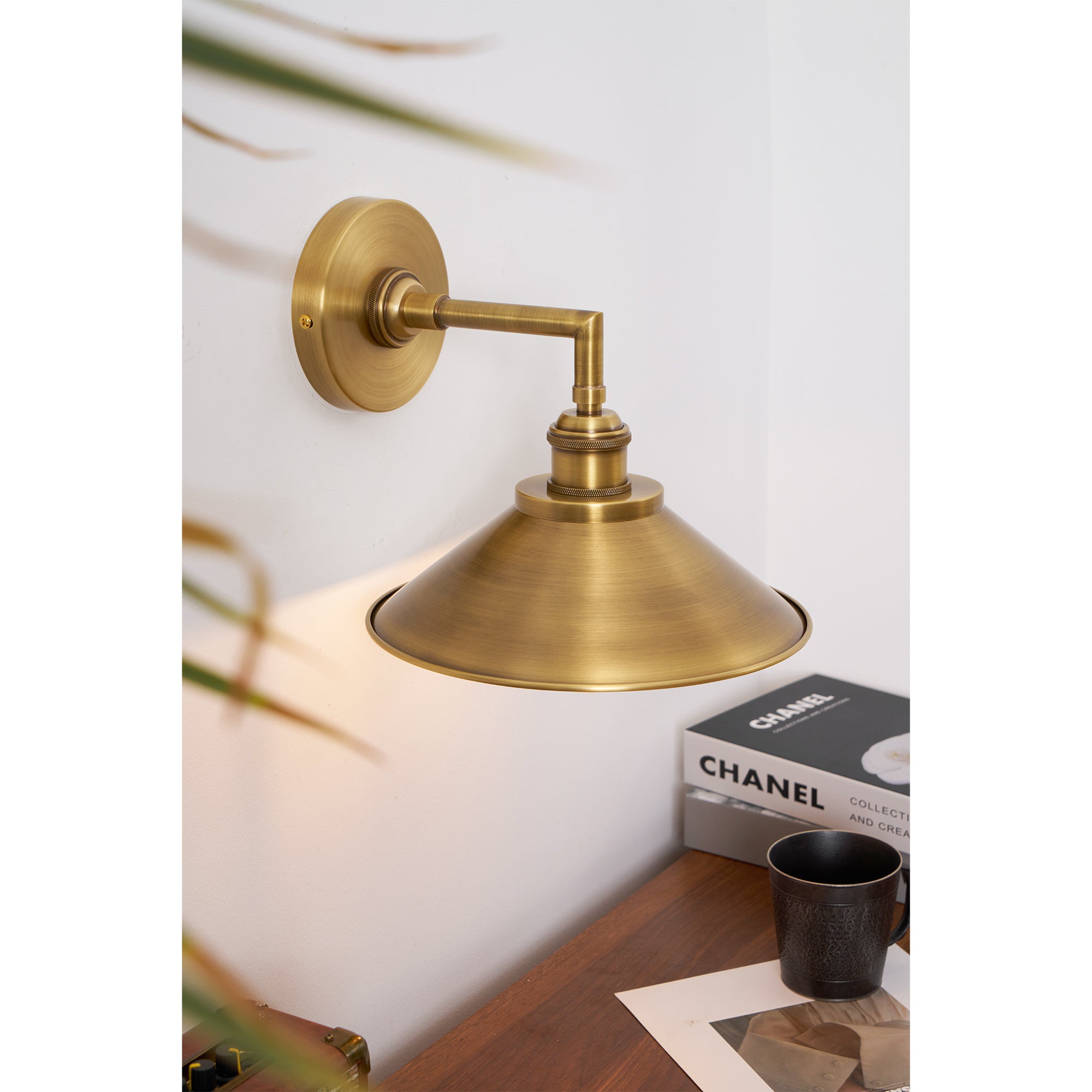 Whizzer Wall Lamp