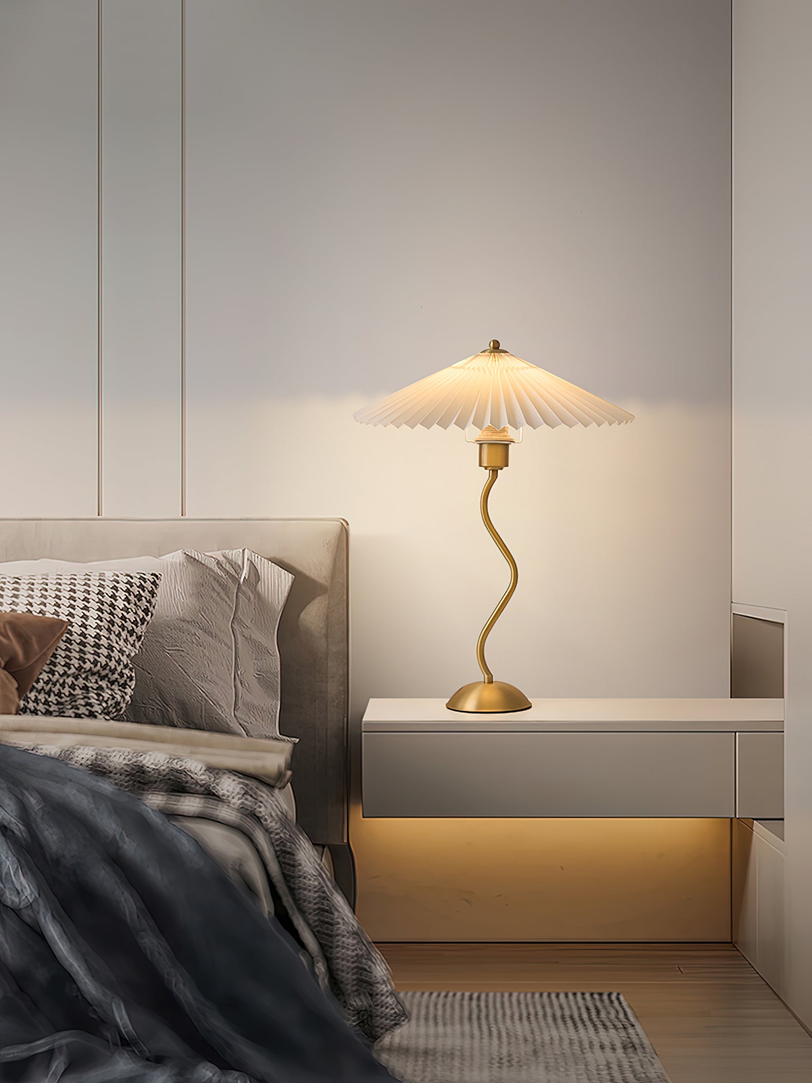 Willow Wavy Table Lamp