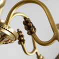 Bild in die Galerieansicht laden, Winchester Brass Chandelier
