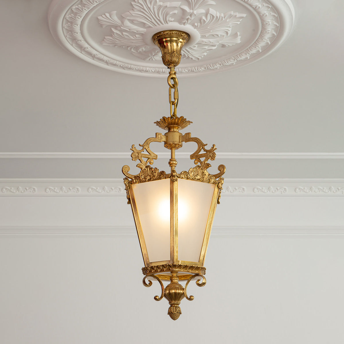 Zaragoza Lantern Pendant Lamp