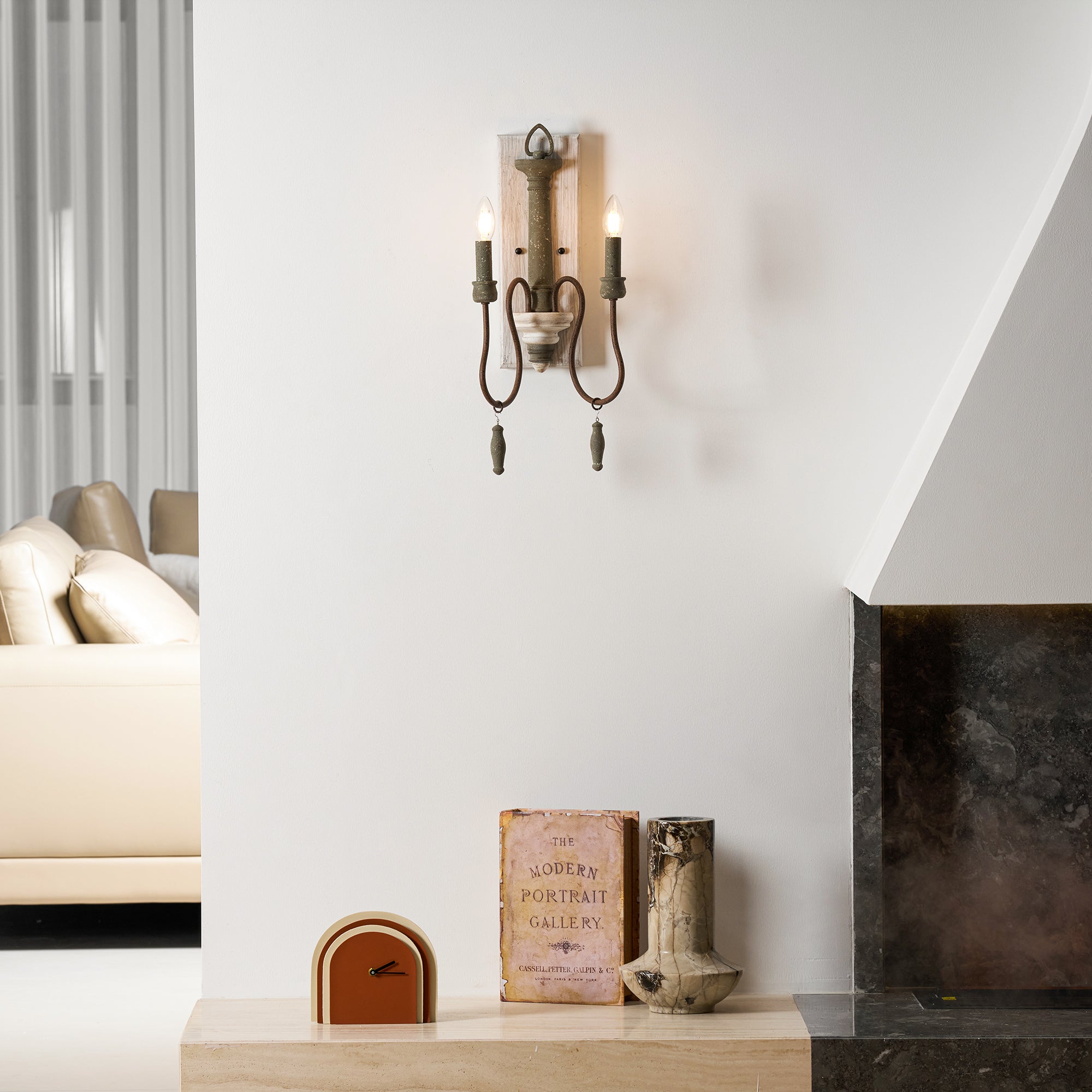 Zoe Wall Lamp