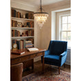 Bild in Galerie-Betrachter laden, Crystal Inverted Pyramid Chandelier
