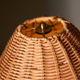 Bild in Galerie-Betrachter laden, Palmetto Table Lamp
