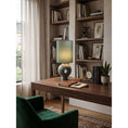 Laad afbeelding in galerij, Editions Marmeren Tafellamp
