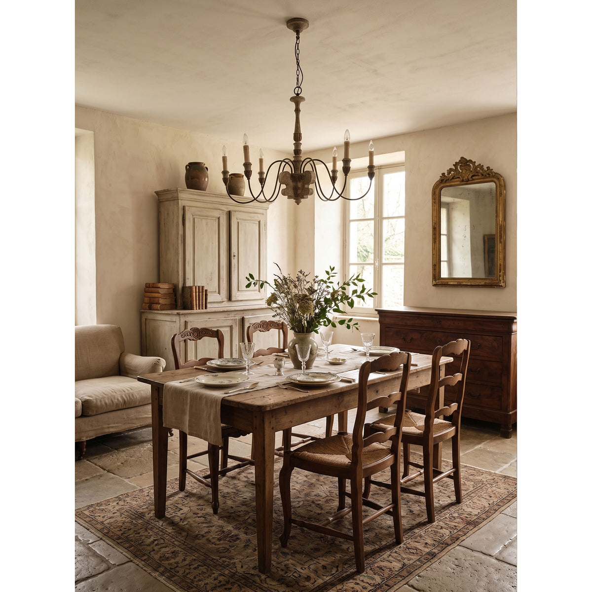 Geovanna Chandelier