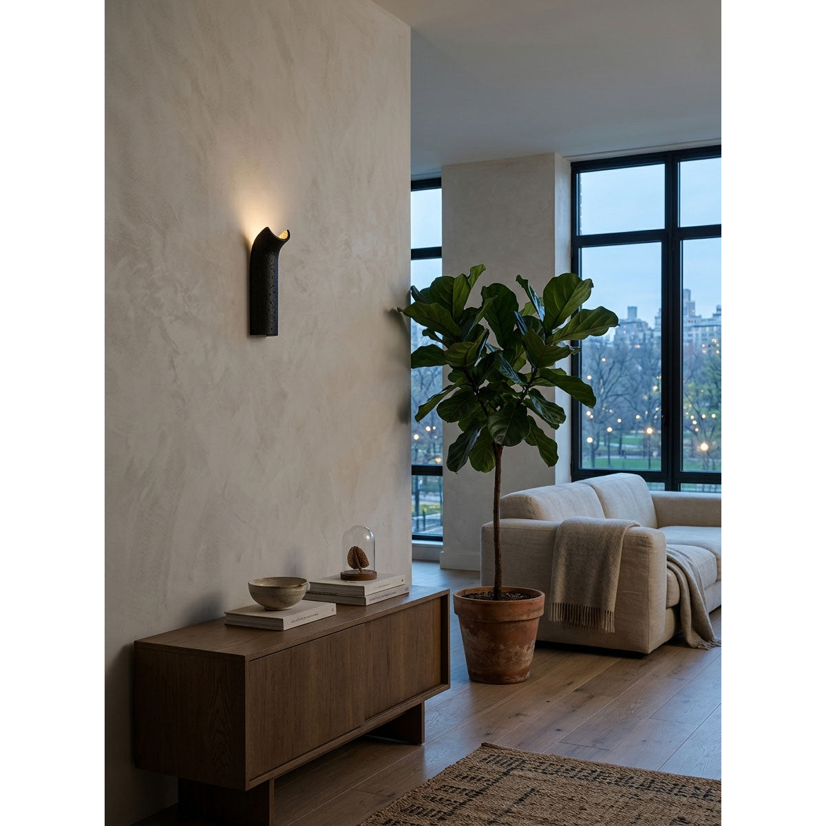 Hobart Wall Lamp