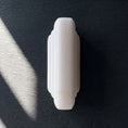 Load image into Gallery viewer, مصباح الحائط Jewel Onyx

