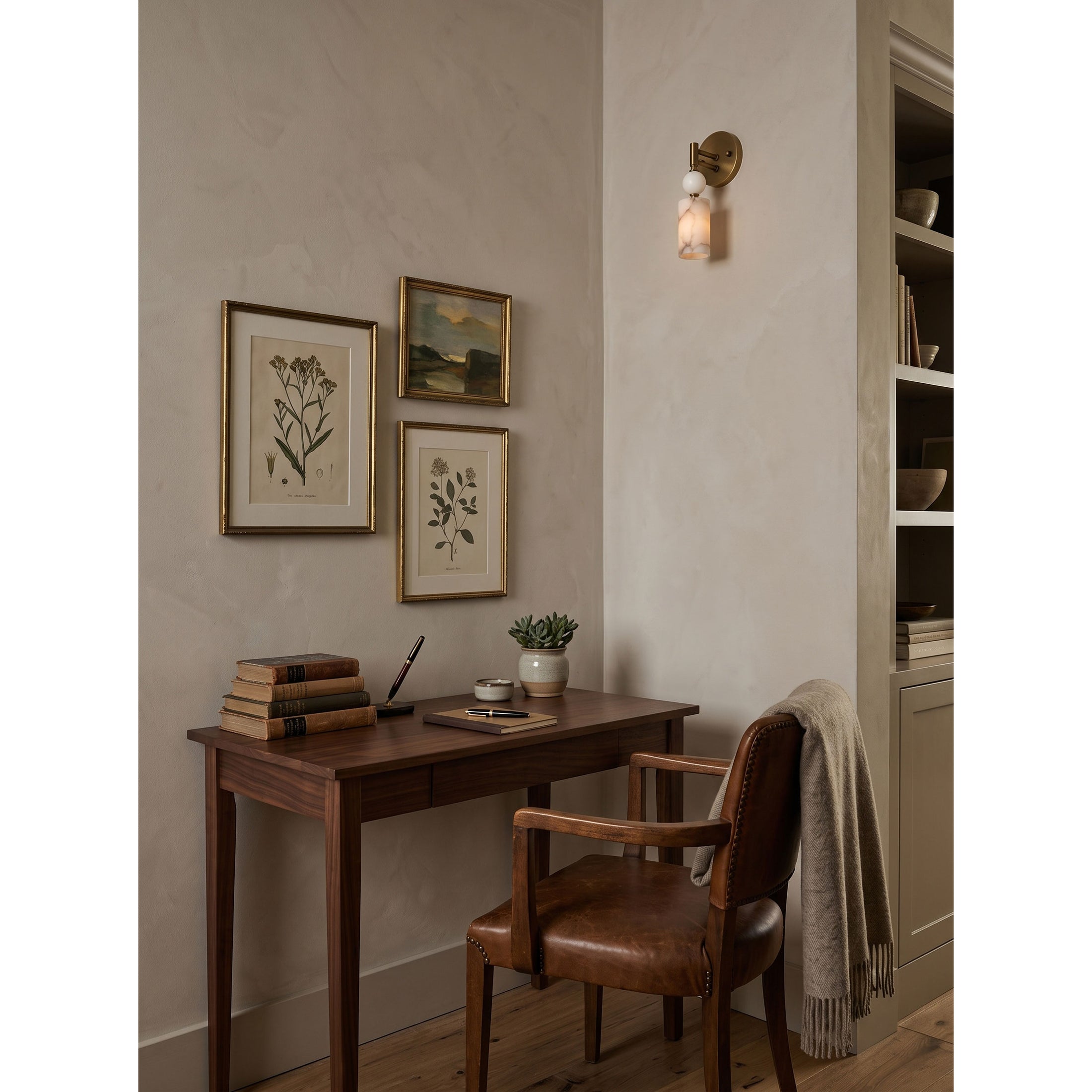 Kingston Marble Wall Lamp