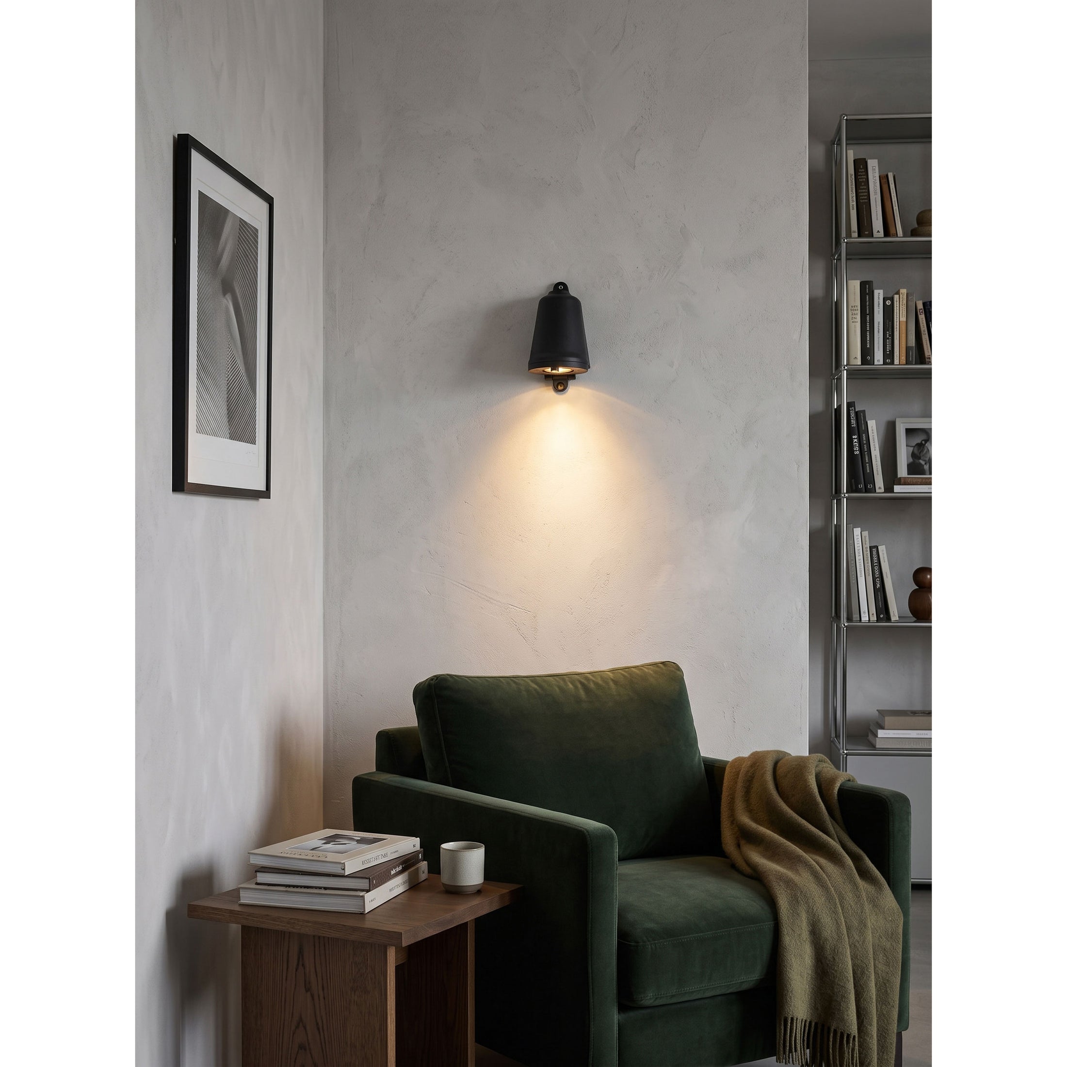 Mast Wall Lamp
