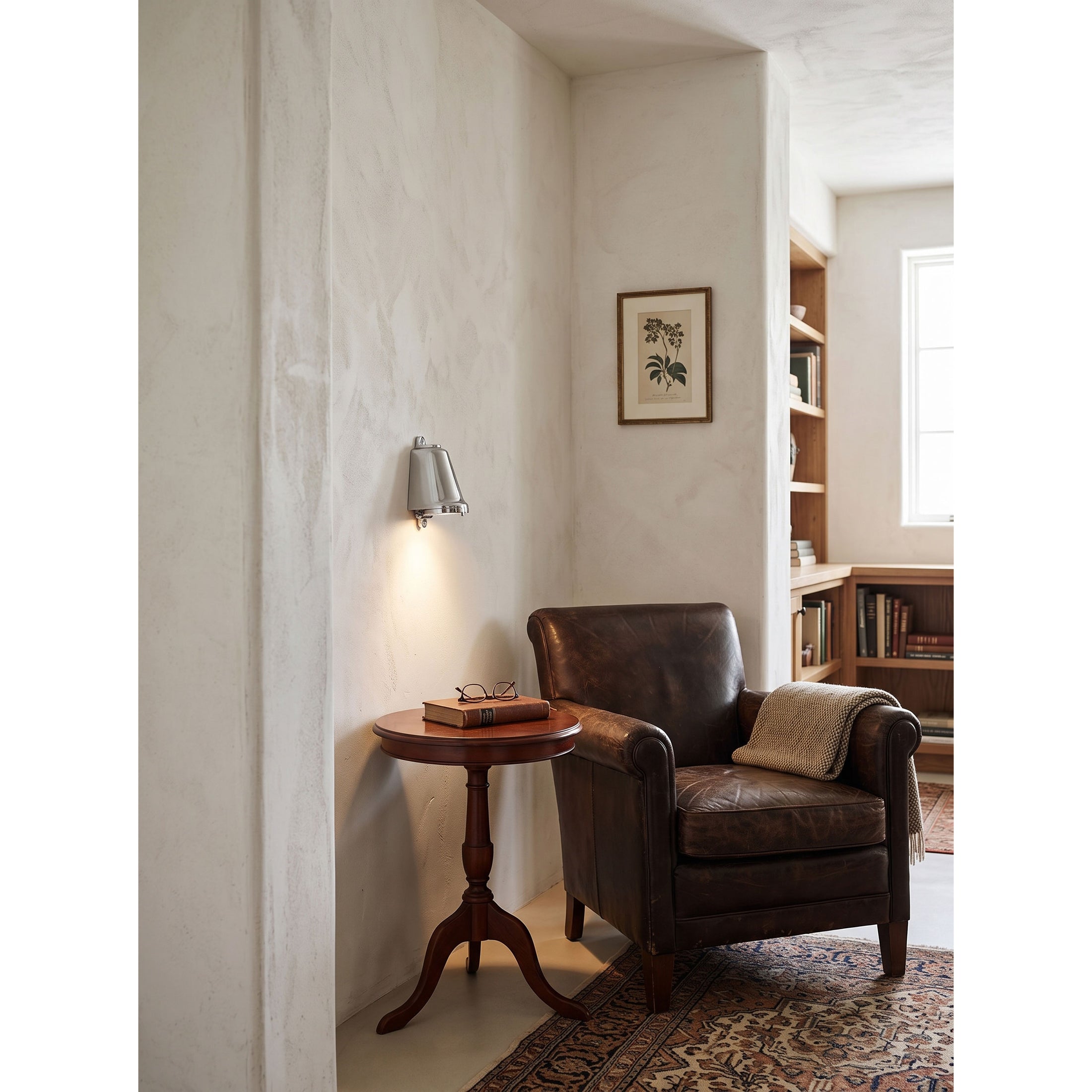 Mast Wall Lamp