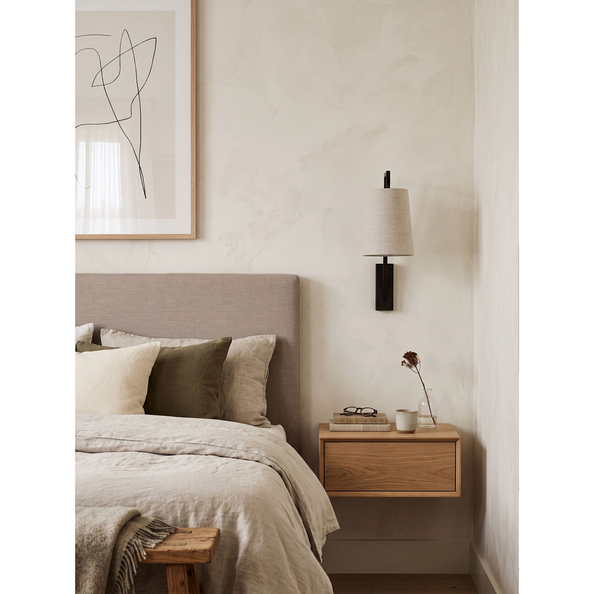 Monty Wall Lamp