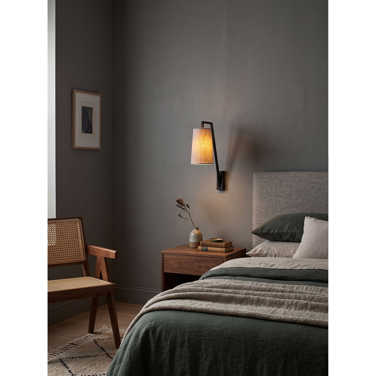 Monty Wall Lamp