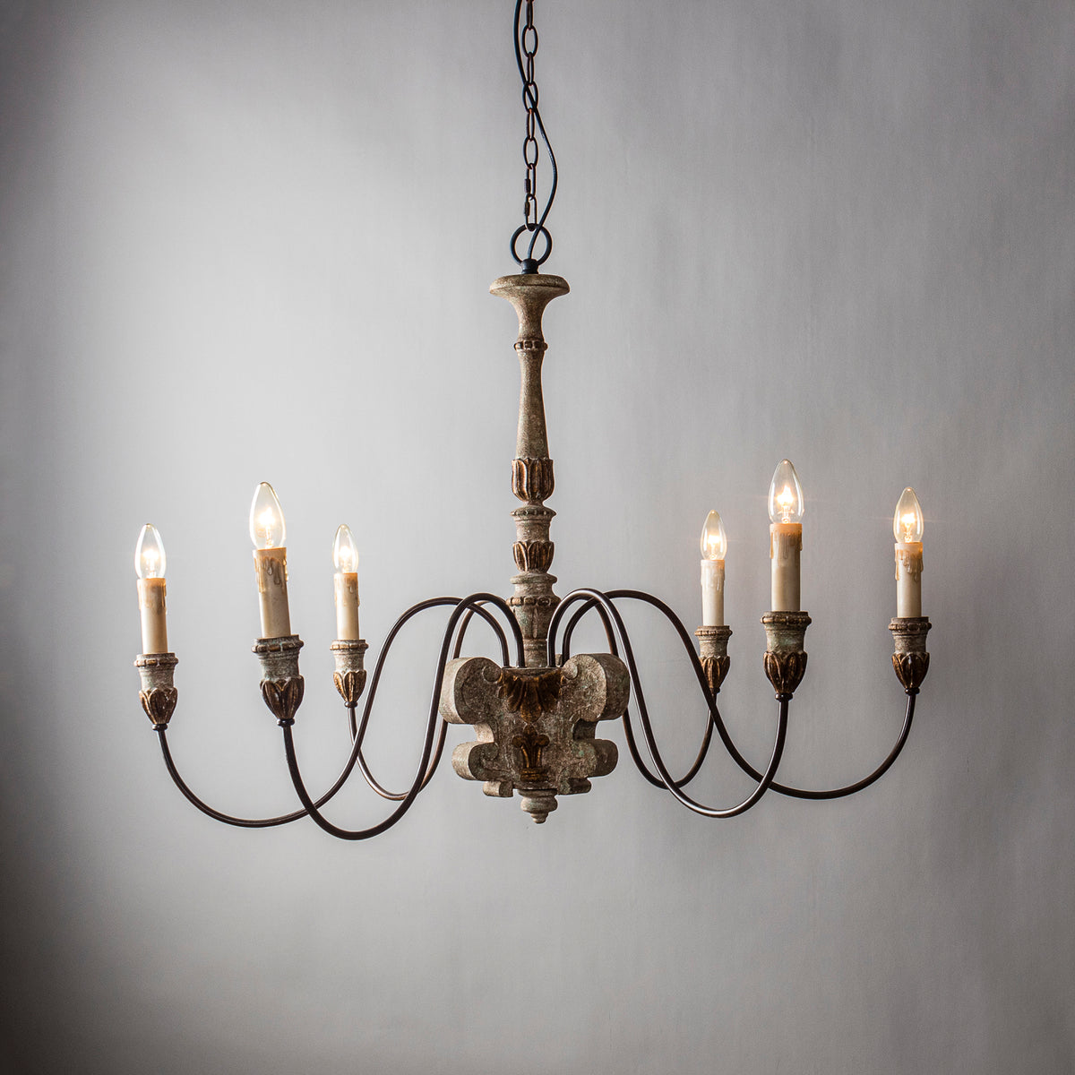 Geovanna Chandelier
