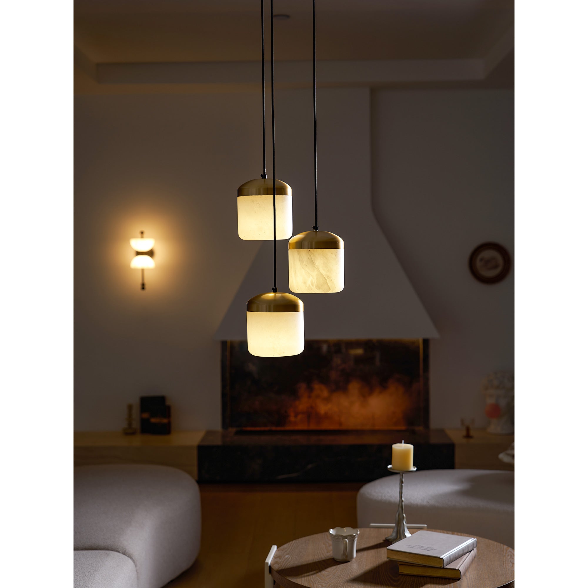 Asta Alabaster Pendant Lamp